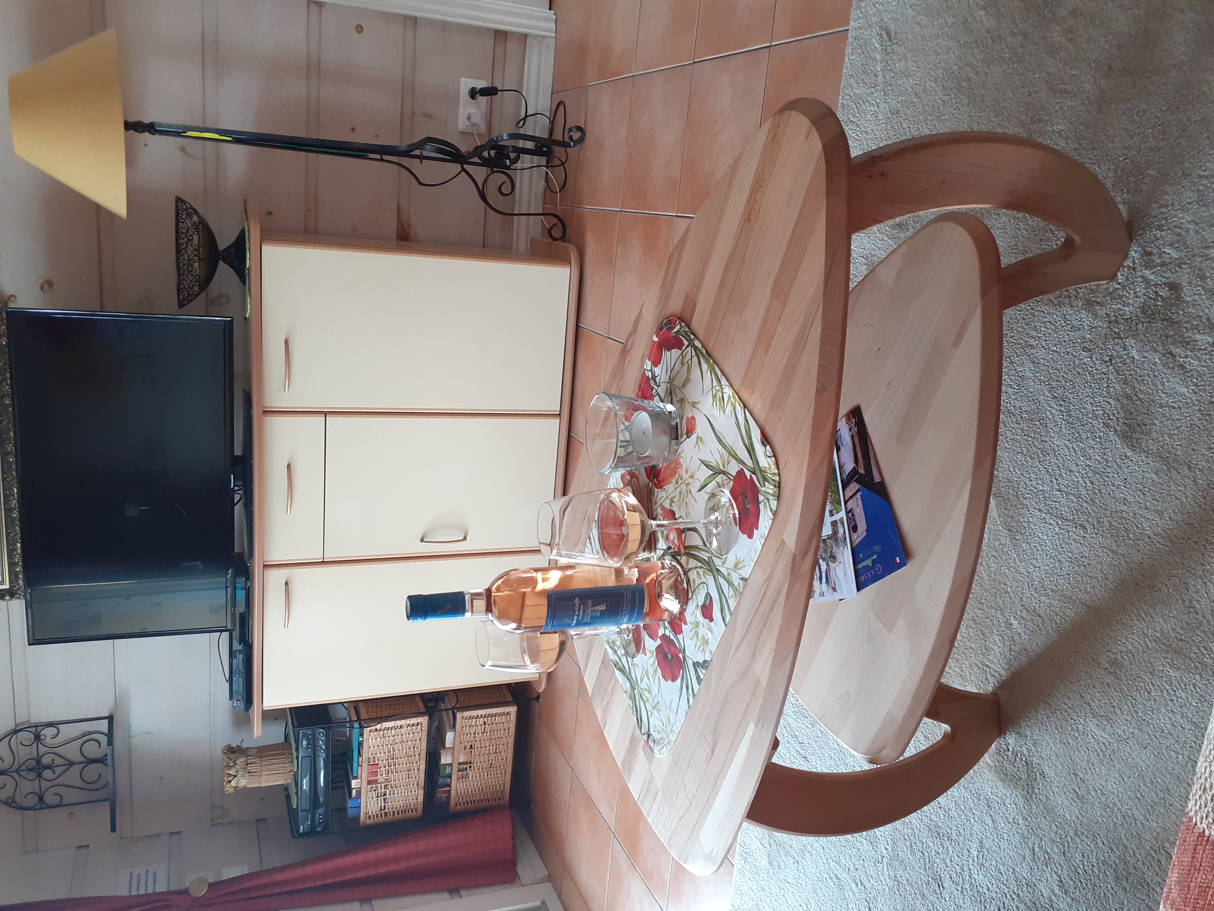 Wohnbereich mit TV